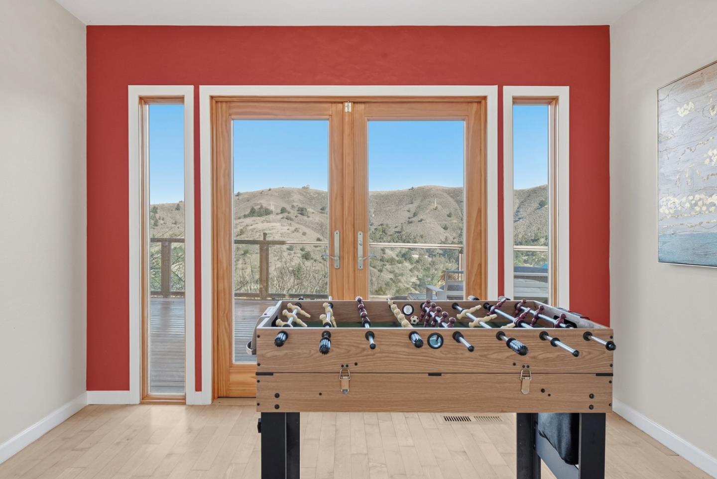 Detail Gallery Image 9 of 51 For 63 Kathleen Ct, Pacifica,  CA 94044 - 4 Beds | 3/1 Baths