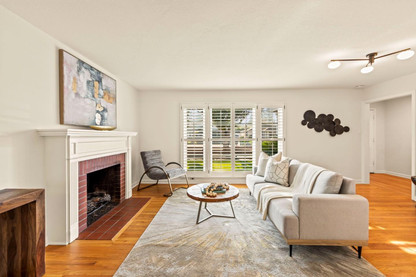 Detail Gallery Image 9 of 61 For 1001 Curtner Ave, San Jose,  CA 95125 - 3 Beds | 2 Baths