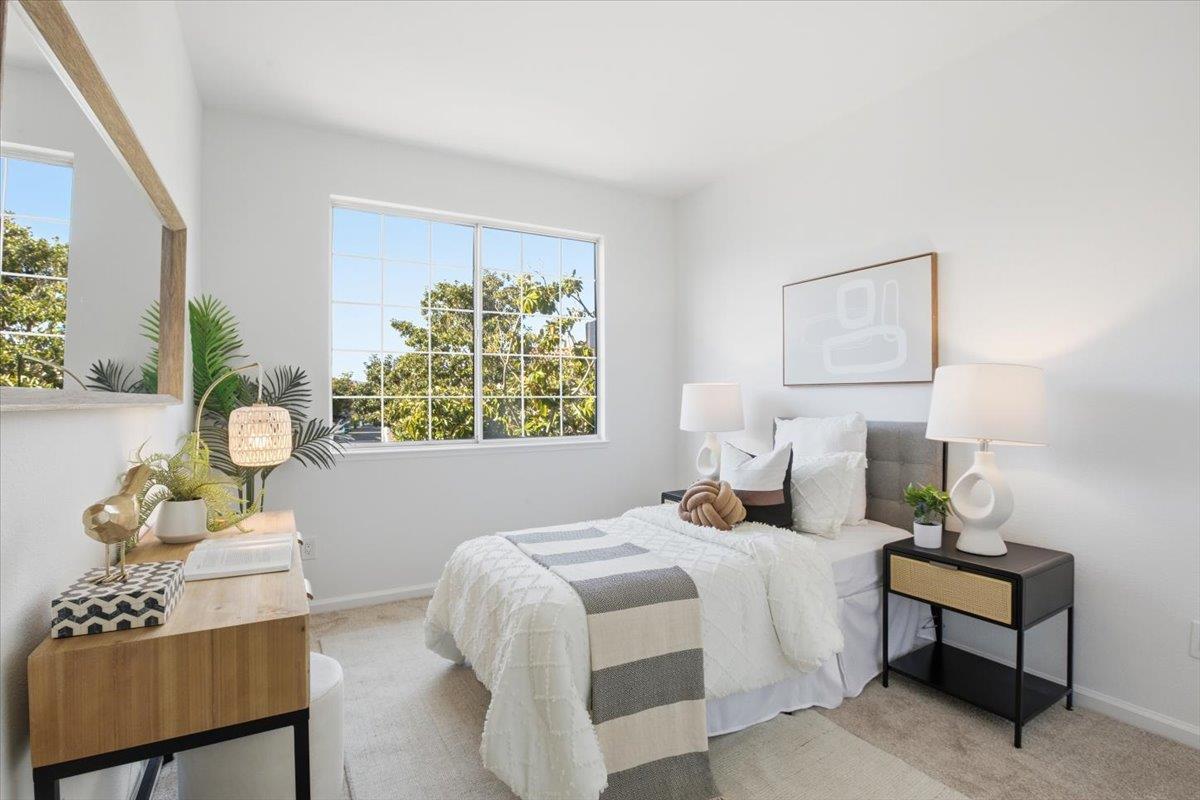 Detail Gallery Image 23 of 60 For 10884 via Sorrento, Cupertino,  CA 95014 - 4 Beds | 2/1 Baths