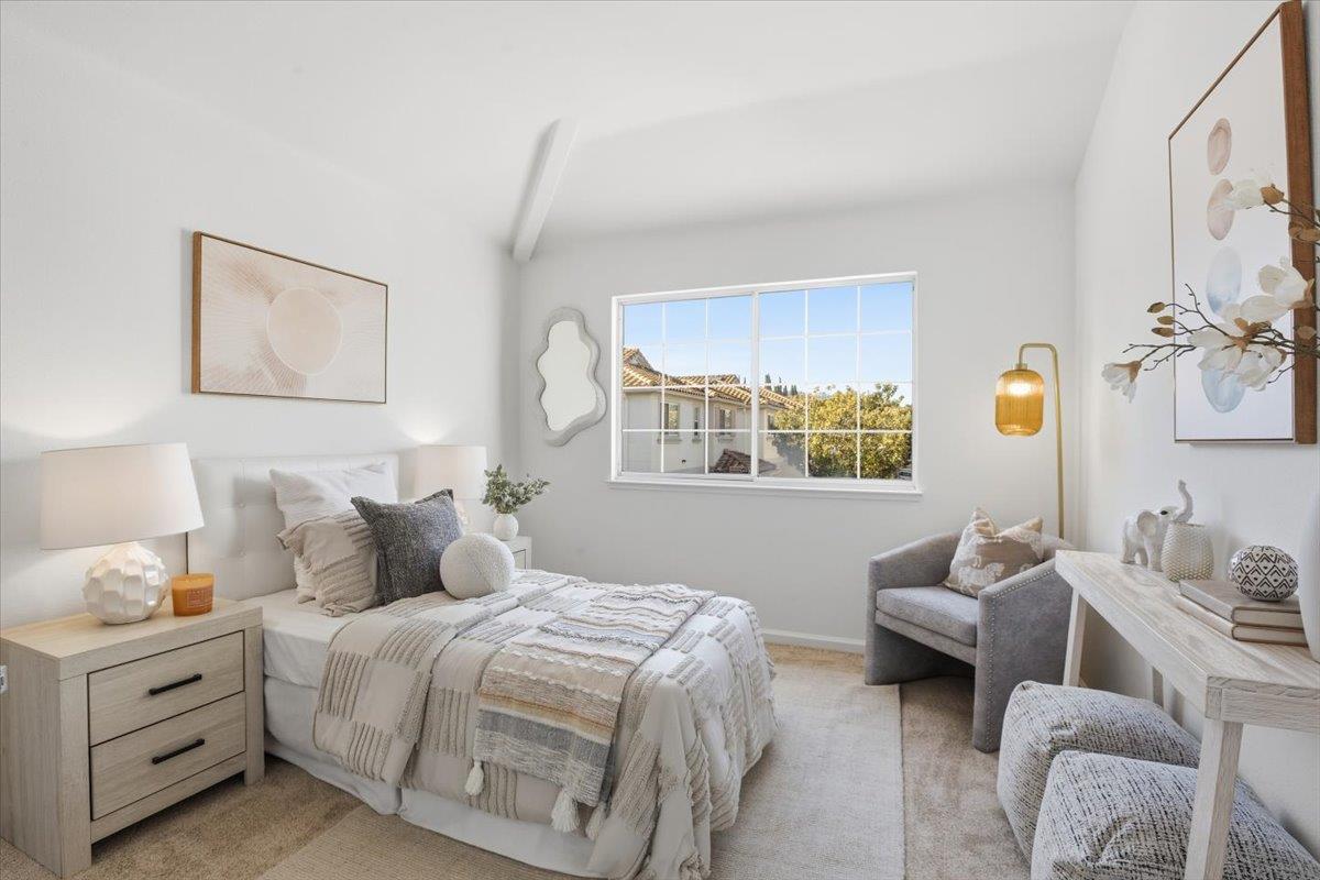 Detail Gallery Image 25 of 60 For 10884 via Sorrento, Cupertino,  CA 95014 - 4 Beds | 2/1 Baths