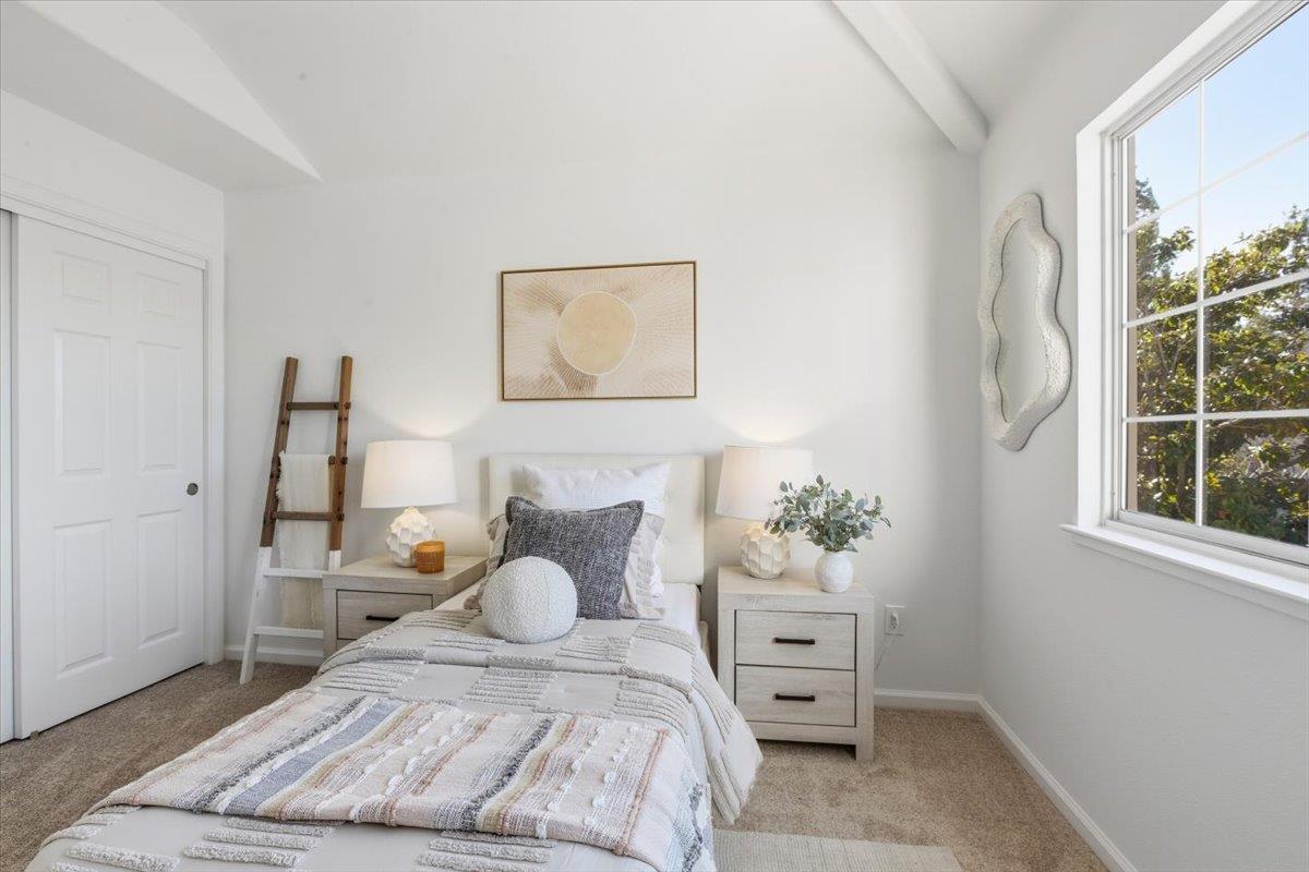 Detail Gallery Image 26 of 60 For 10884 via Sorrento, Cupertino,  CA 95014 - 4 Beds | 2/1 Baths