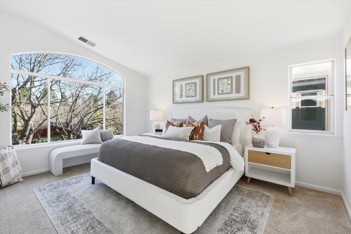 Detail Gallery Image 28 of 60 For 10884 via Sorrento, Cupertino,  CA 95014 - 4 Beds | 2/1 Baths