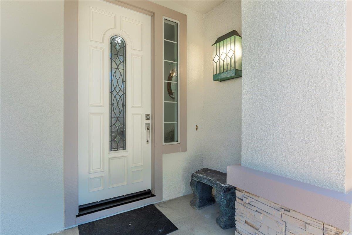 Detail Gallery Image 3 of 60 For 10884 via Sorrento, Cupertino,  CA 95014 - 4 Beds | 2/1 Baths