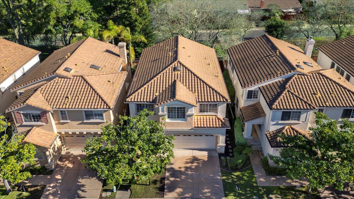 Detail Gallery Image 45 of 60 For 10884 via Sorrento, Cupertino,  CA 95014 - 4 Beds | 2/1 Baths