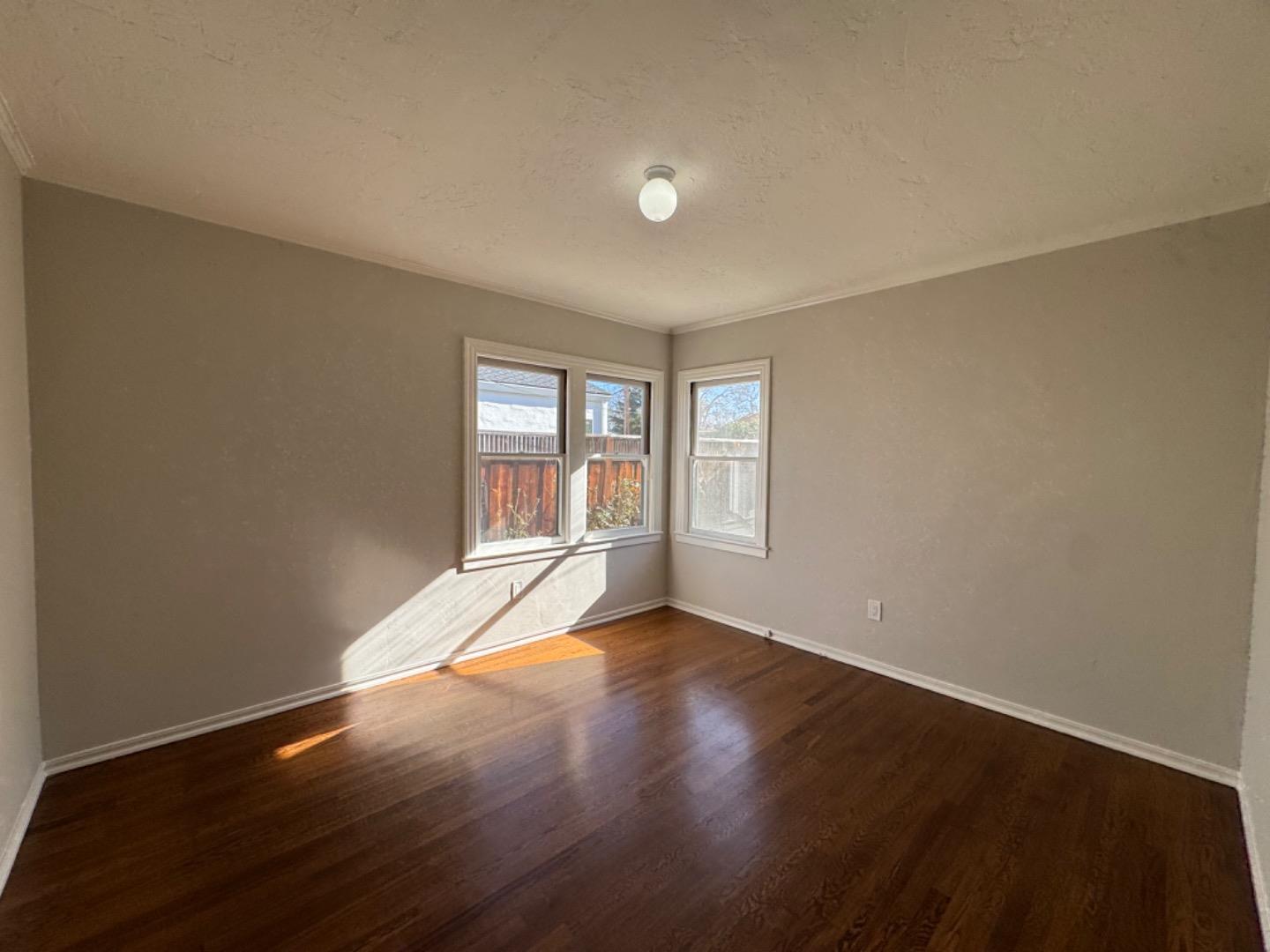 Detail Gallery Image 15 of 21 For 1128 Clark Way, San Jose,  CA 95125 - 3 Beds | 2 Baths