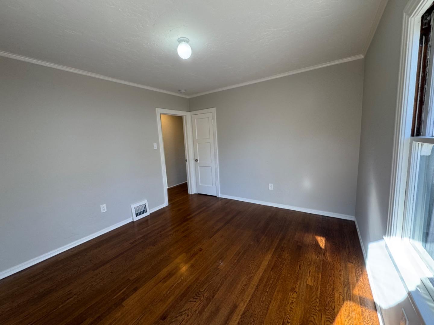 Detail Gallery Image 16 of 21 For 1128 Clark Way, San Jose,  CA 95125 - 3 Beds | 2 Baths