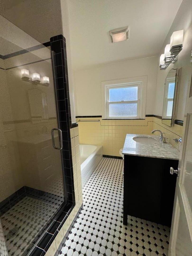 Detail Gallery Image 17 of 21 For 1128 Clark Way, San Jose,  CA 95125 - 3 Beds | 2 Baths