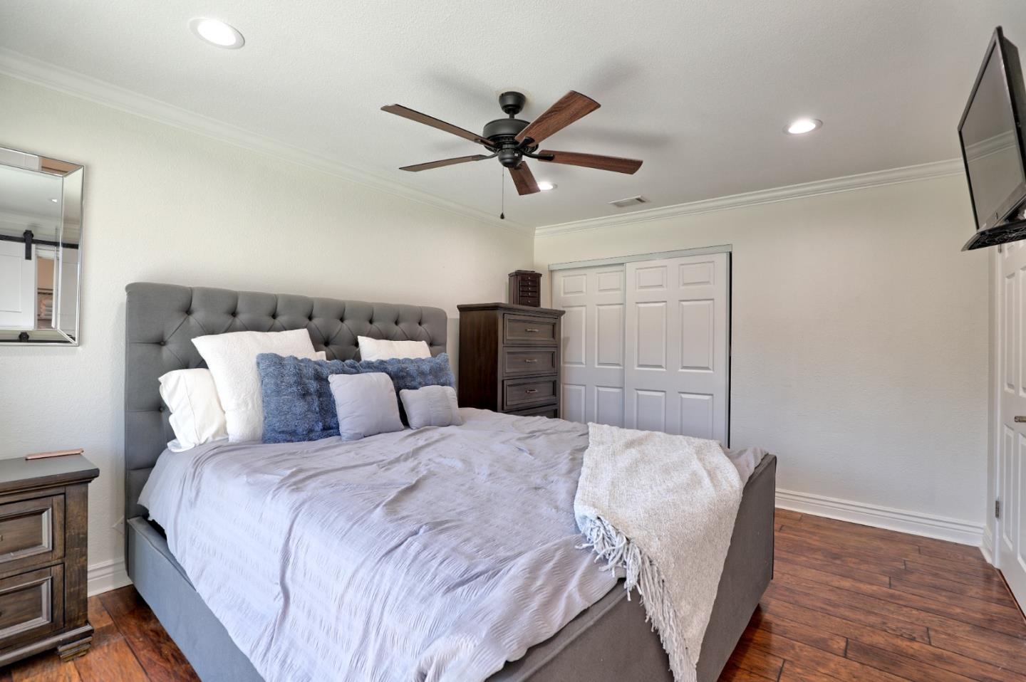 Detail Gallery Image 16 of 26 For 3874 Forester Ct, San Jose,  CA 95121 - 5 Beds | 3 Baths