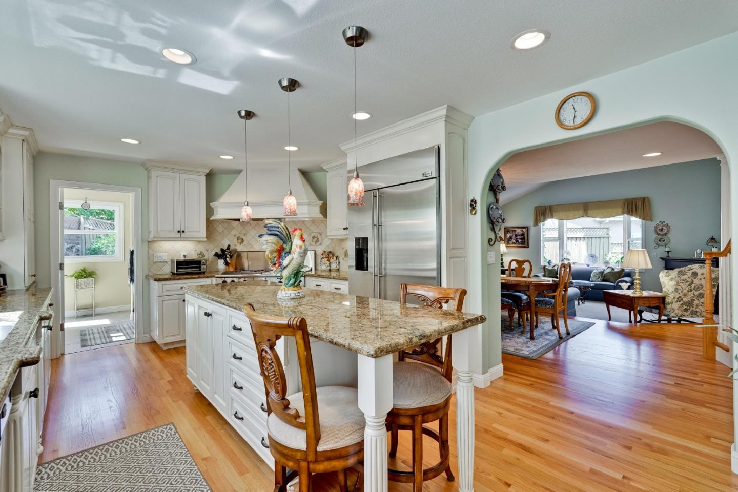 Detail Gallery Image 12 of 119 For 6449 Curie Ct, San Jose,  CA 95123 - 4 Beds | 2/1 Baths