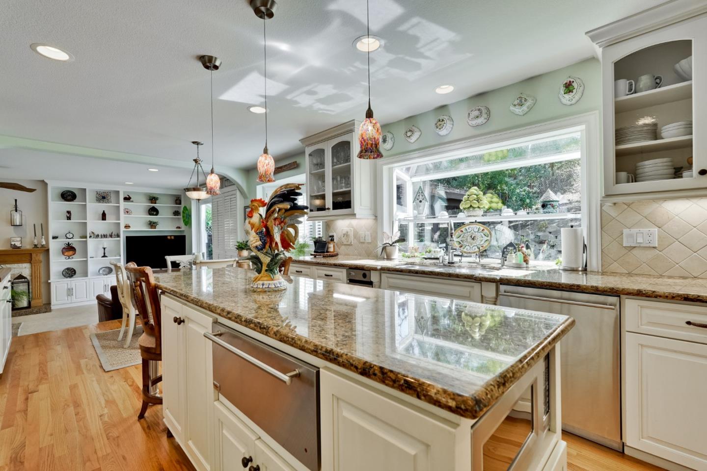 Detail Gallery Image 17 of 119 For 6449 Curie Ct, San Jose,  CA 95123 - 4 Beds | 2/1 Baths