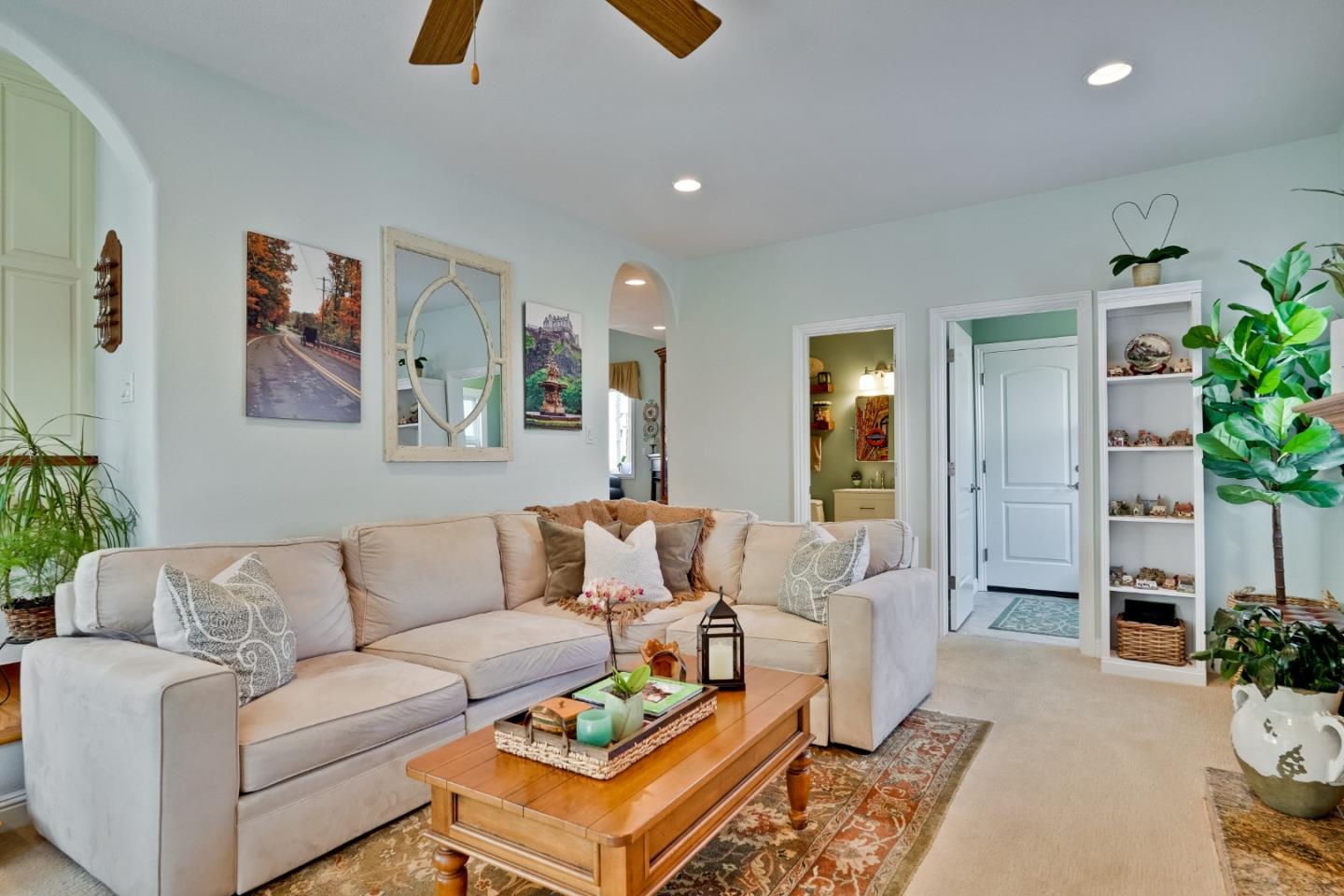 Detail Gallery Image 23 of 119 For 6449 Curie Ct, San Jose,  CA 95123 - 4 Beds | 2/1 Baths