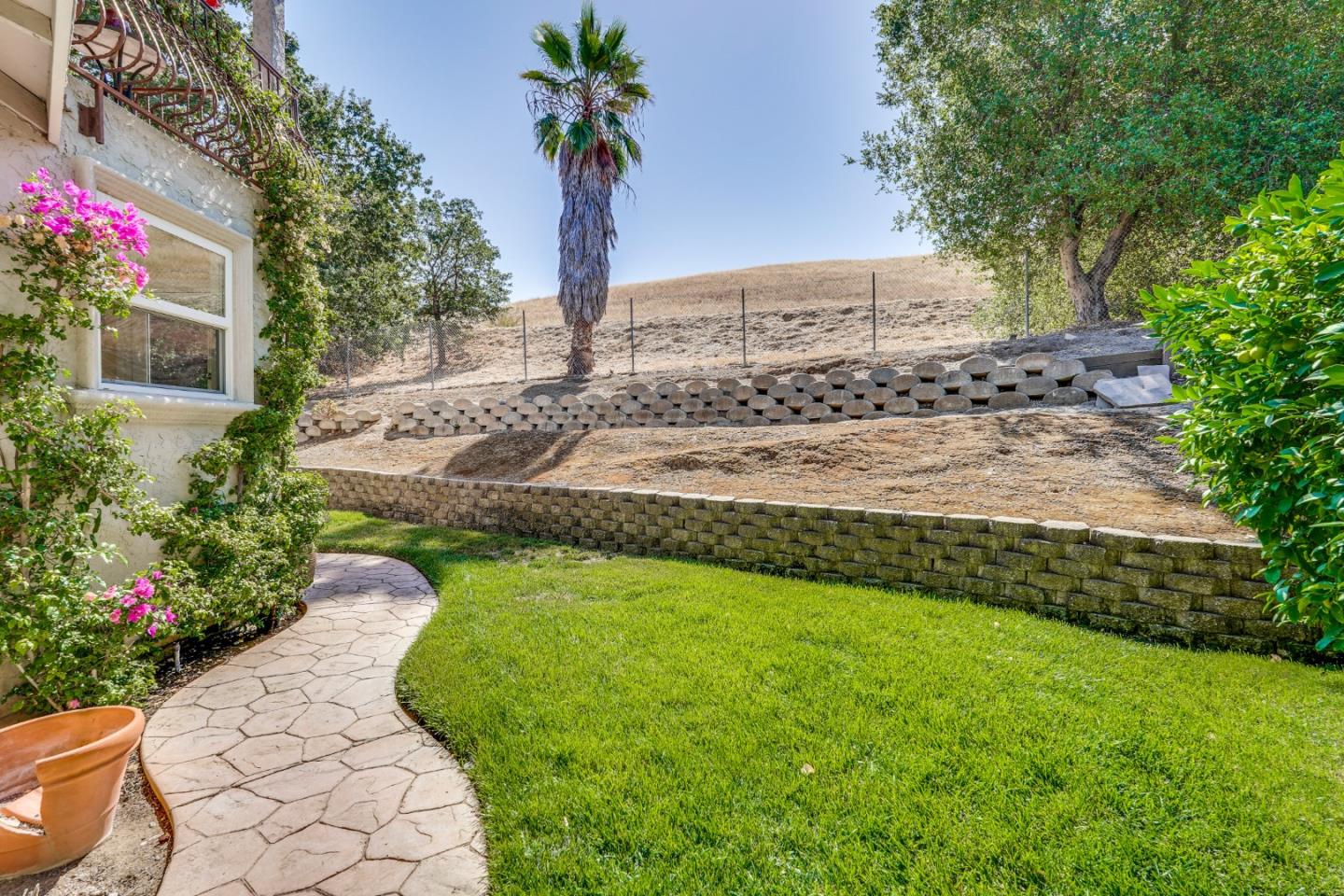 Detail Gallery Image 93 of 119 For 6449 Curie Ct, San Jose,  CA 95123 - 4 Beds | 2/1 Baths