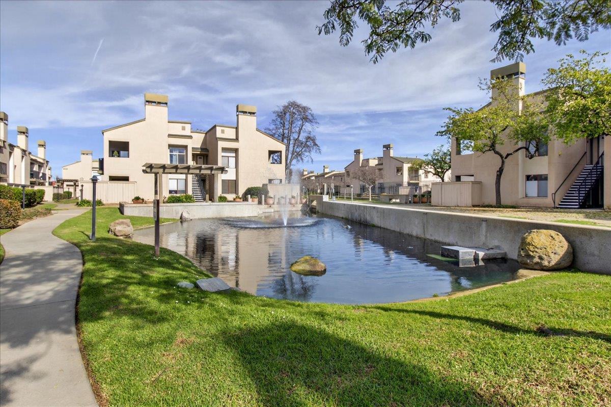 Detail Gallery Image 26 of 34 For 2400 N Main St #F,  Salinas,  CA 93906 - 1 Beds | 1 Baths