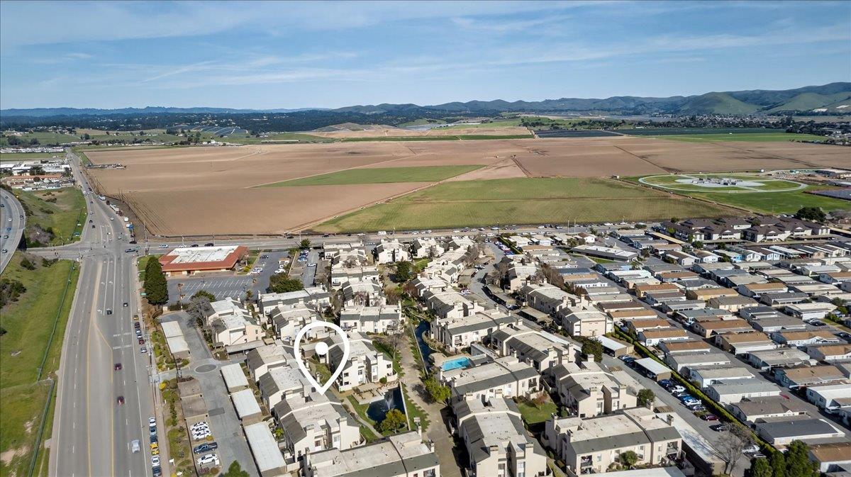 Detail Gallery Image 32 of 34 For 2400 N Main St #F,  Salinas,  CA 93906 - 1 Beds | 1 Baths