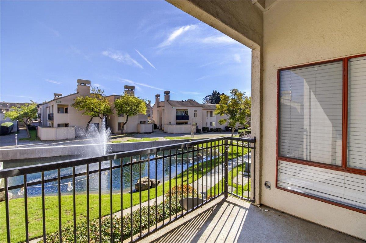 Detail Gallery Image 9 of 34 For 2400 N Main St #F,  Salinas,  CA 93906 - 1 Beds | 1 Baths