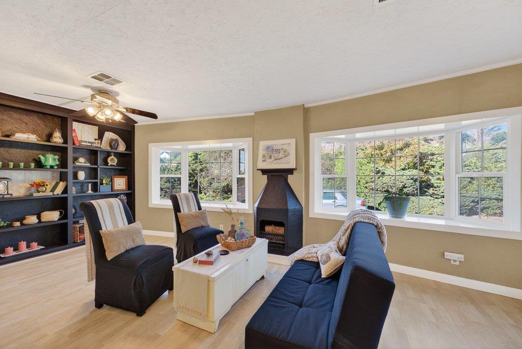 Detail Gallery Image 11 of 39 For 10 Pera Dr #10,  Watsonville,  CA 95076 - 2 Beds | 2 Baths