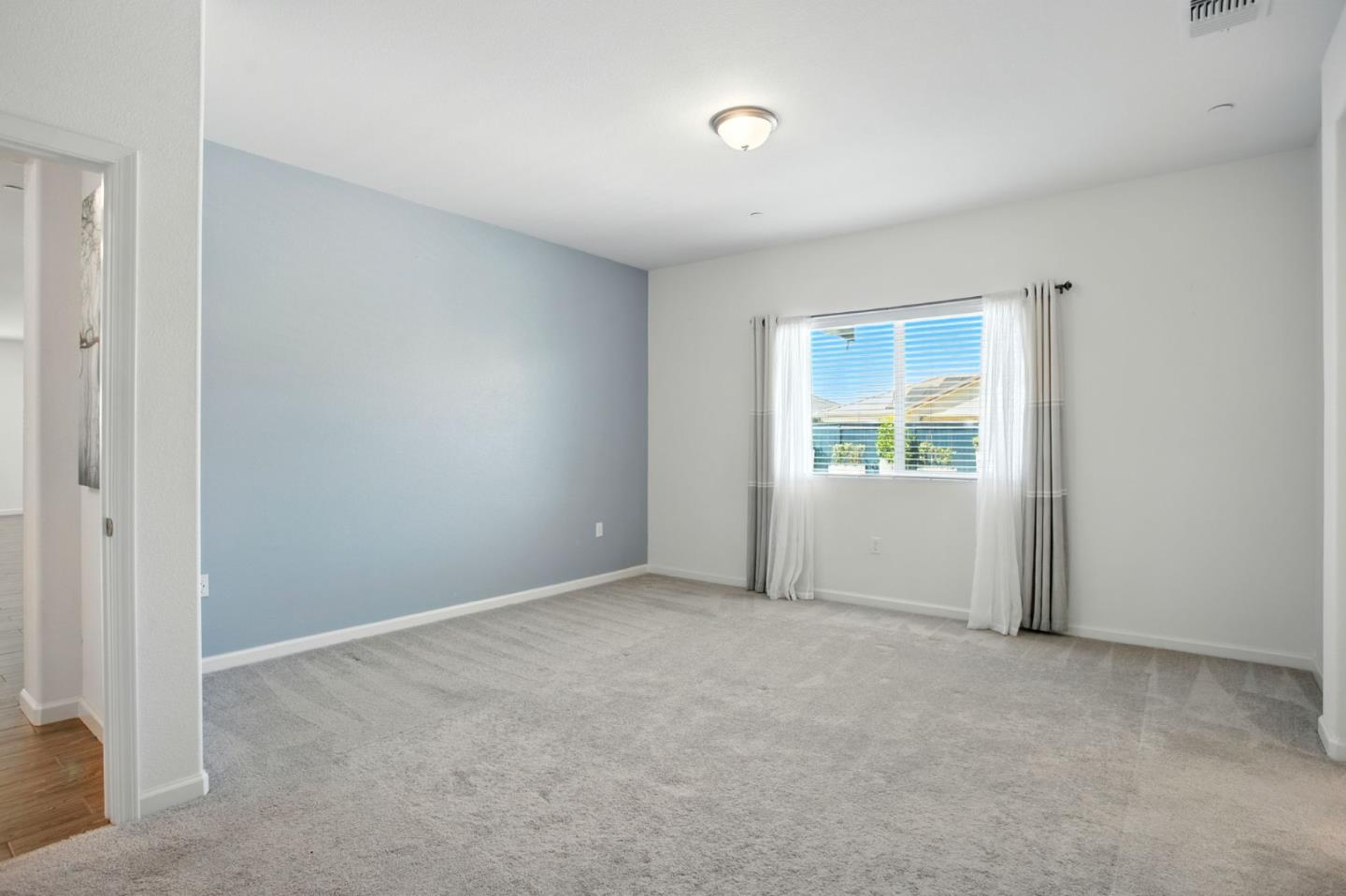 Detail Gallery Image 17 of 26 For 2061 Doncaster Ct, Olivehurst,  CA 95961 - 3 Beds | 2 Baths