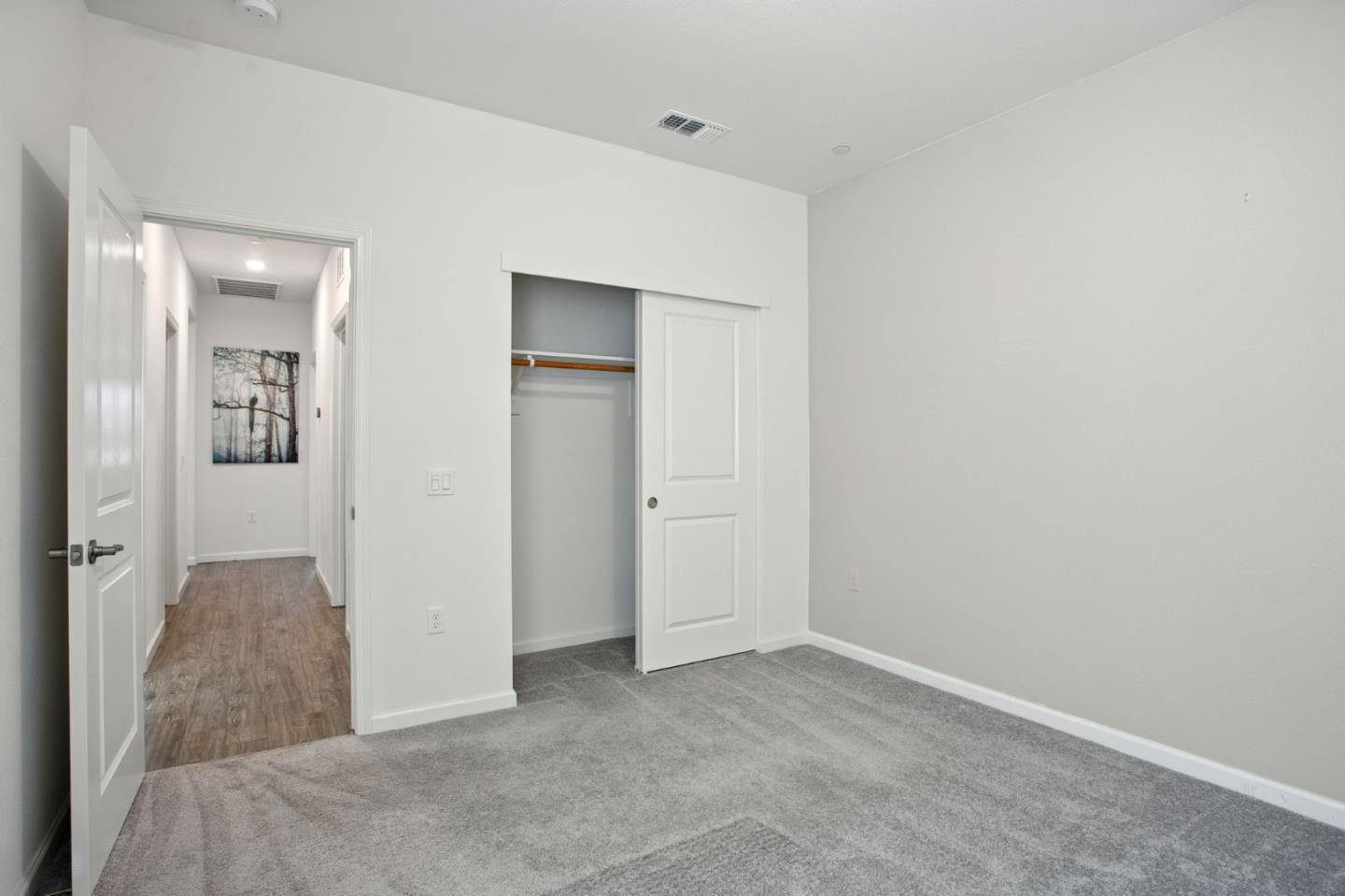 Detail Gallery Image 21 of 26 For 2061 Doncaster Ct, Olivehurst,  CA 95961 - 3 Beds | 2 Baths