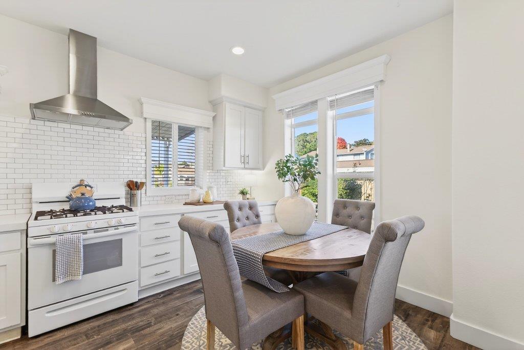 Detail Gallery Image 12 of 56 For 83 Leawood St #83,  Aptos,  CA 95003 - 2 Beds | 2 Baths