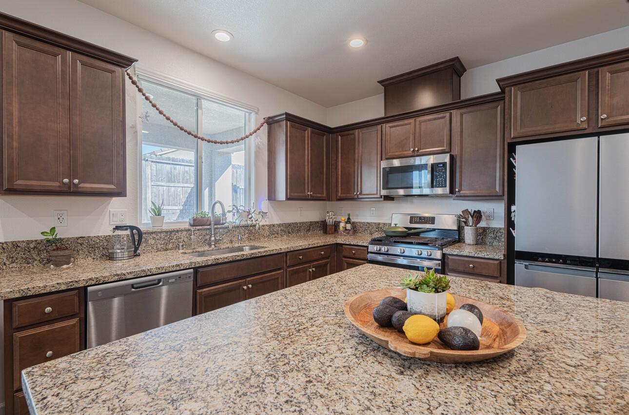 Detail Gallery Image 19 of 39 For 509 Davalos St, Soledad,  CA 93960 - 4 Beds | 2 Baths