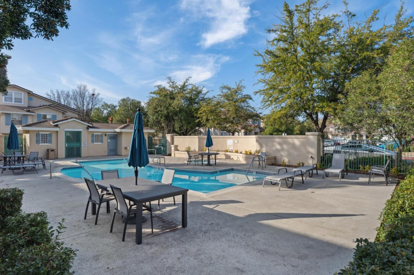 Detail Gallery Image 22 of 23 For 3315 Skyward Pl, San Jose,  CA 95136 - 2 Beds | 2 Baths