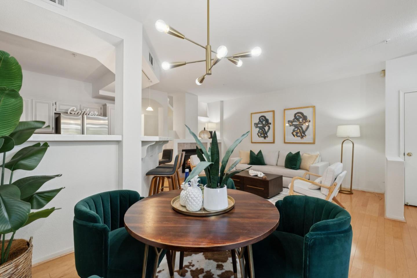 Detail Gallery Image 8 of 23 For 3315 Skyward Pl, San Jose,  CA 95136 - 2 Beds | 2 Baths