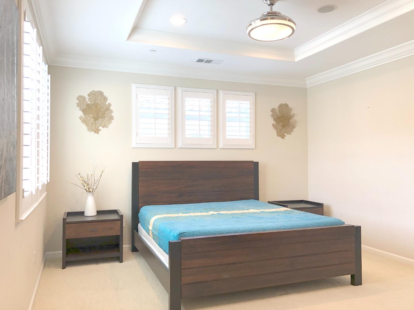 Detail Gallery Image 10 of 20 For 3273 La Rochelle Way, San Jose,  CA 95135 - 3 Beds | 2/1 Baths