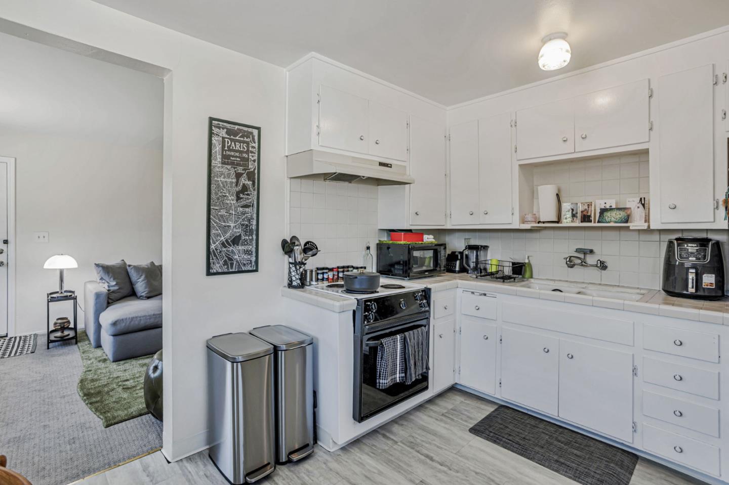 Detail Gallery Image 10 of 18 For 551 Northlake Dr, San Jose,  CA 95117 - – Beds | – Baths