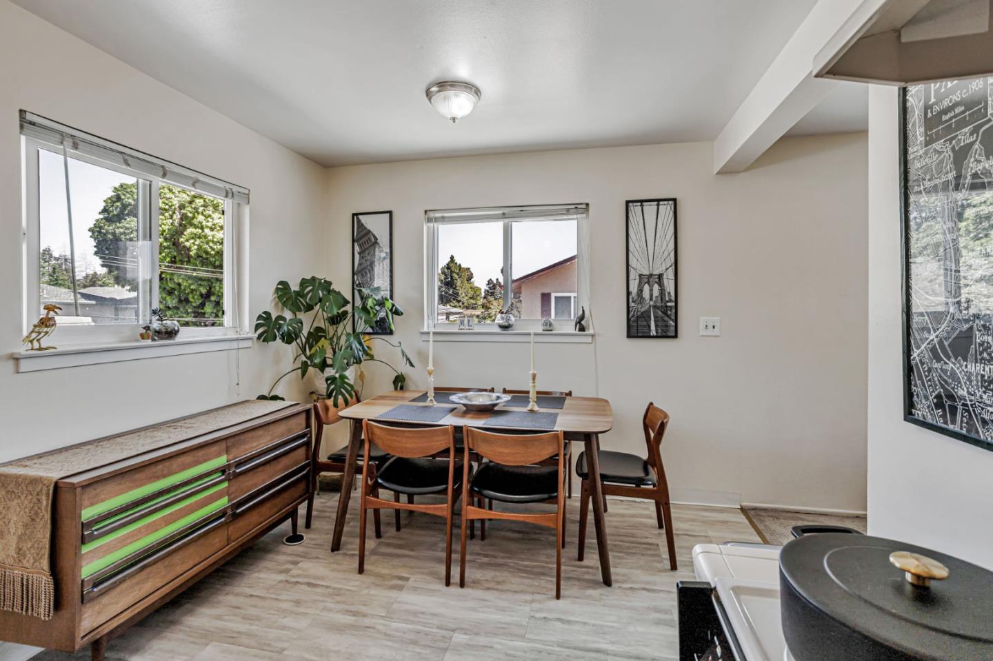 Detail Gallery Image 8 of 18 For 551 Northlake Dr, San Jose,  CA 95117 - – Beds | – Baths