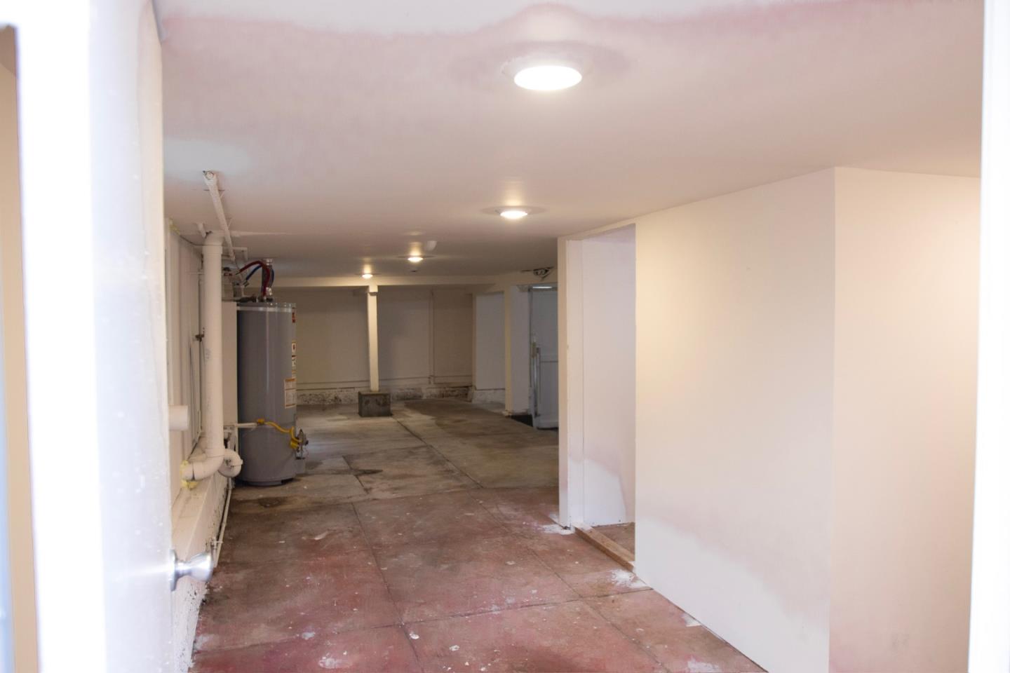 Detail Gallery Image 22 of 27 For 2795 25th Ave, Oakland,  CA 94601 - 3 Beds | 1 Baths