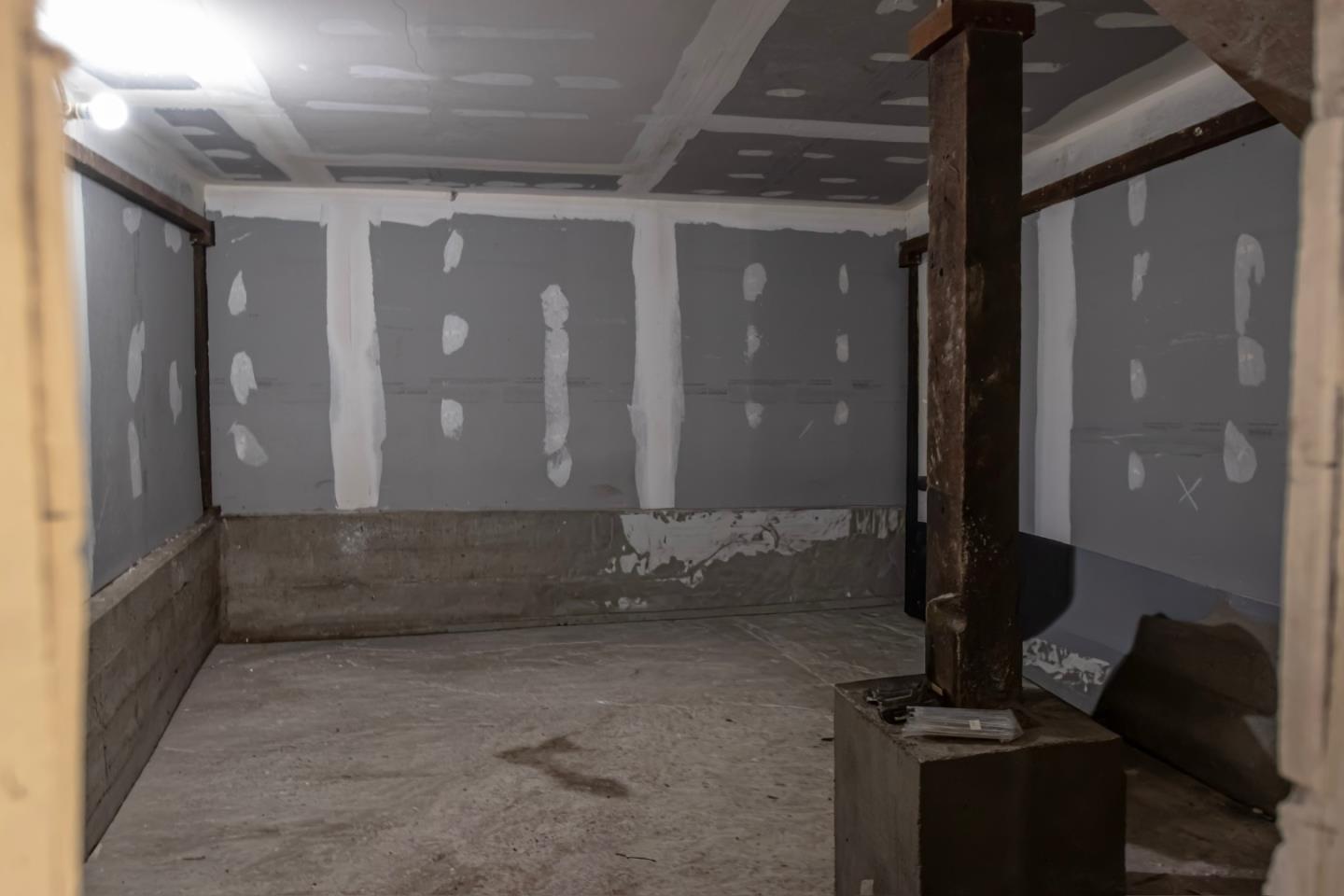 Detail Gallery Image 25 of 27 For 2795 25th Ave, Oakland,  CA 94601 - 3 Beds | 1 Baths