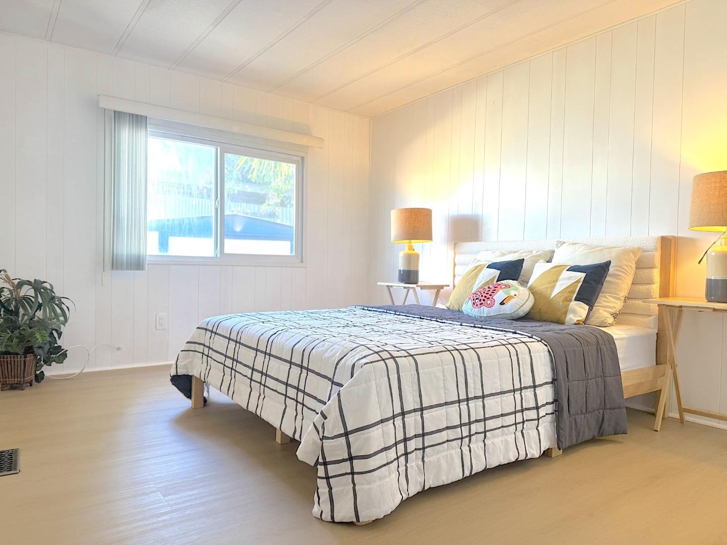 Detail Gallery Image 10 of 32 For 1279 via Jose #106,  Livermore,  CA 94551 - 3 Beds | 2 Baths