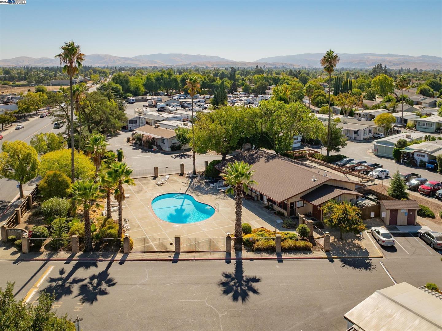 Detail Gallery Image 30 of 32 For 1279 via Jose #106,  Livermore,  CA 94551 - 3 Beds | 2 Baths