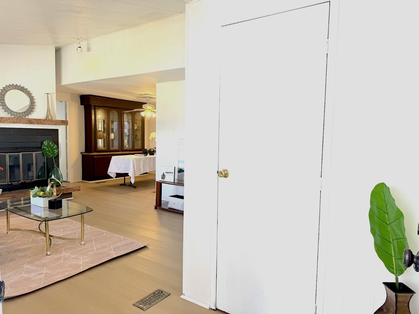 Detail Gallery Image 4 of 32 For 1279 via Jose #106,  Livermore,  CA 94551 - 3 Beds | 2 Baths