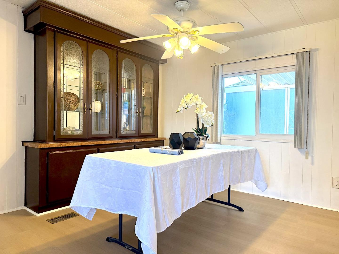 Detail Gallery Image 8 of 32 For 1279 via Jose #106,  Livermore,  CA 94551 - 3 Beds | 2 Baths