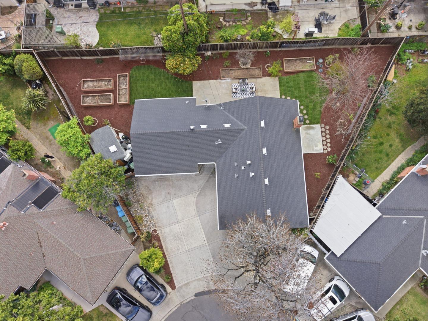 Detail Gallery Image 35 of 37 For 150 Kit Carson Ct, Santa Clara,  CA 95050 - 3 Beds | 2 Baths