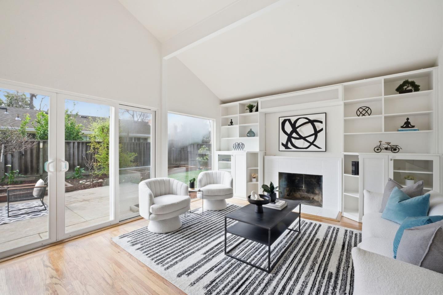 Detail Gallery Image 4 of 37 For 150 Kit Carson Ct, Santa Clara,  CA 95050 - 3 Beds | 2 Baths