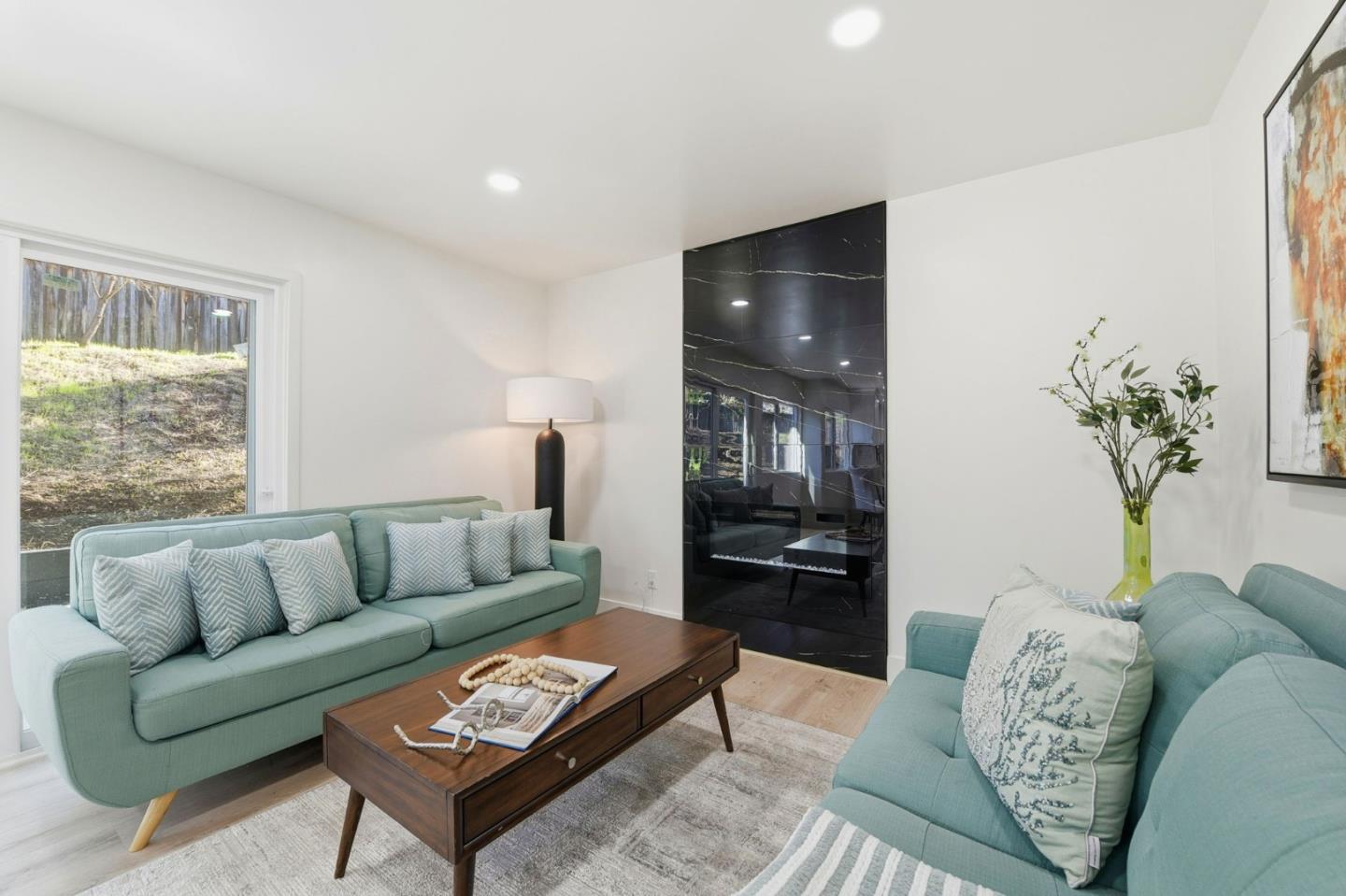 Detail Gallery Image 12 of 56 For 3668 Summit Ridge Ct, San Jose,  CA 95148 - 4 Beds | 2/1 Baths