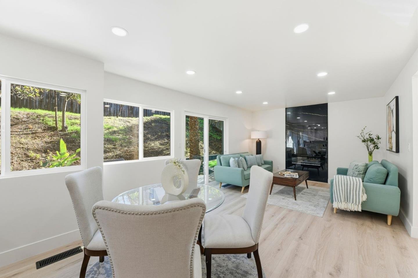 Detail Gallery Image 14 of 56 For 3668 Summit Ridge Ct, San Jose,  CA 95148 - 4 Beds | 2/1 Baths