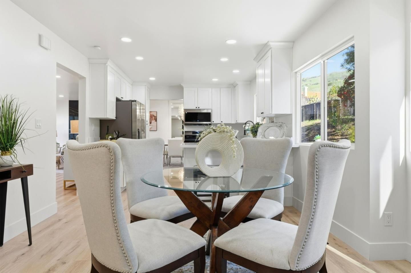 Detail Gallery Image 18 of 56 For 3668 Summit Ridge Ct, San Jose,  CA 95148 - 4 Beds | 2/1 Baths