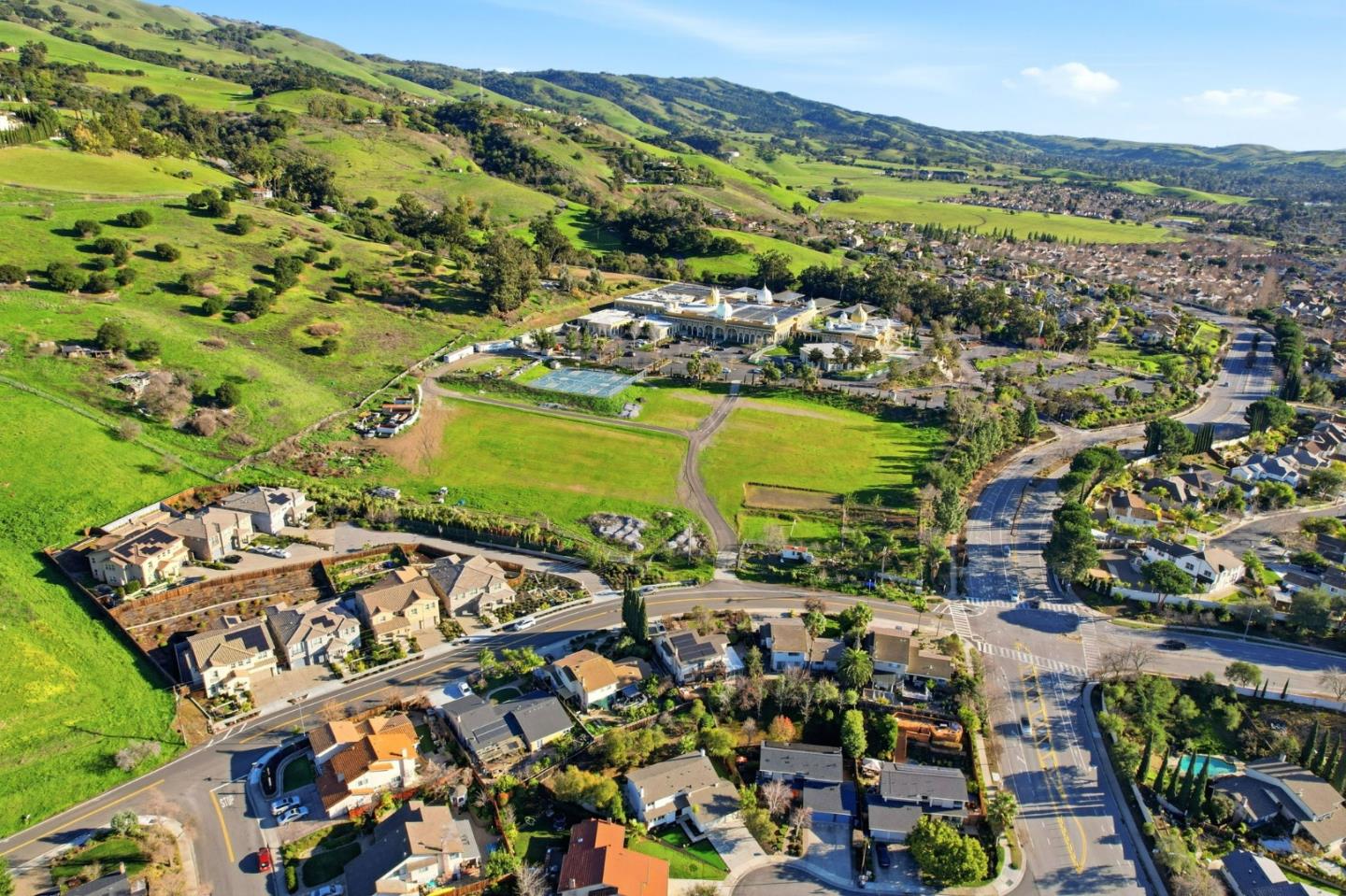 Detail Gallery Image 47 of 56 For 3668 Summit Ridge Ct, San Jose,  CA 95148 - 4 Beds | 2/1 Baths
