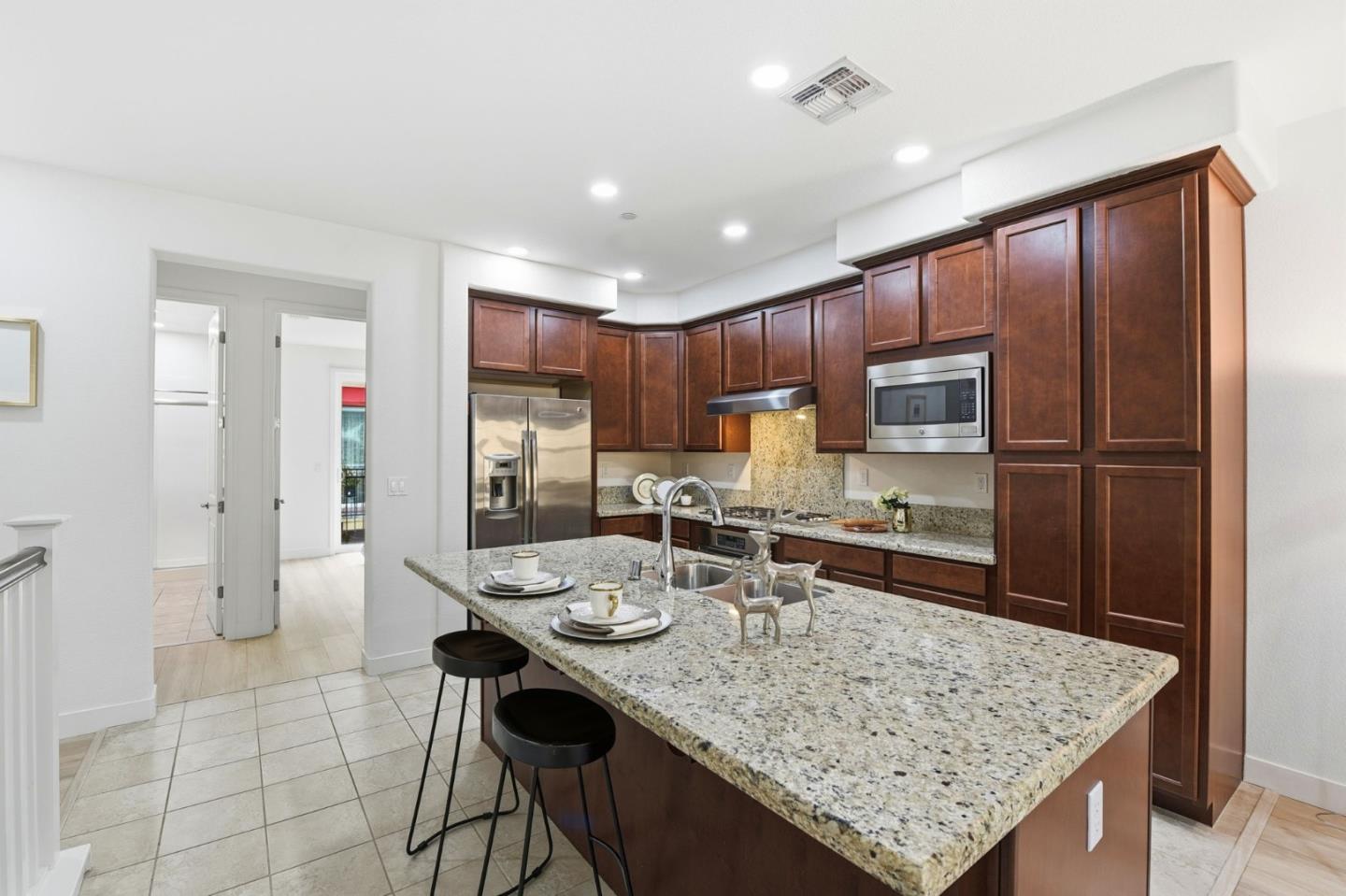 Photo #10: ML82031099 Listing: Photo #10