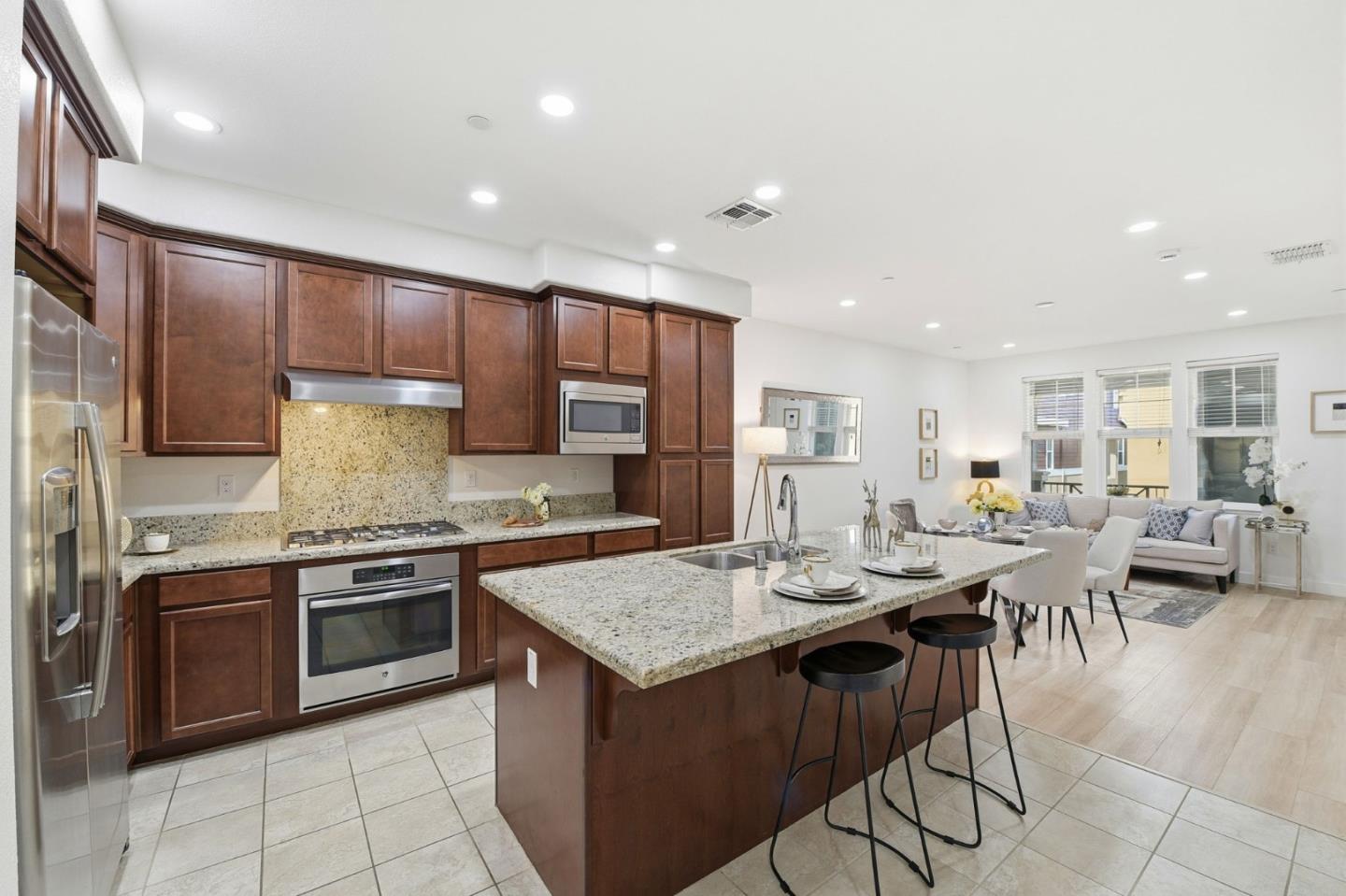 Photo #11: ML82031099 Listing: Photo #11