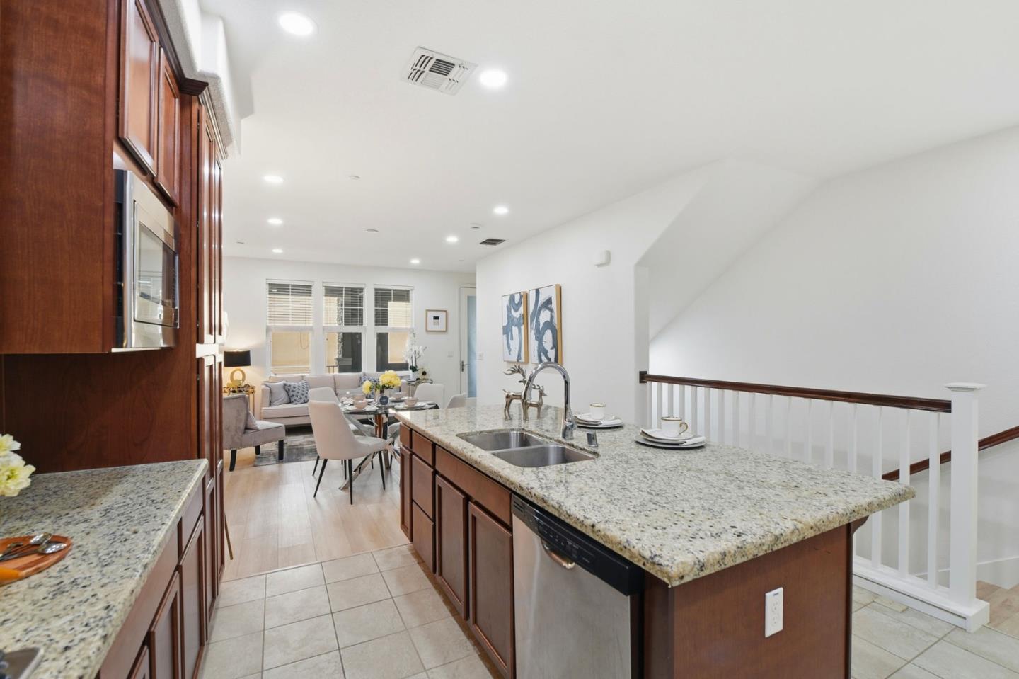 Photo #12: ML82031099 Listing: Photo #12