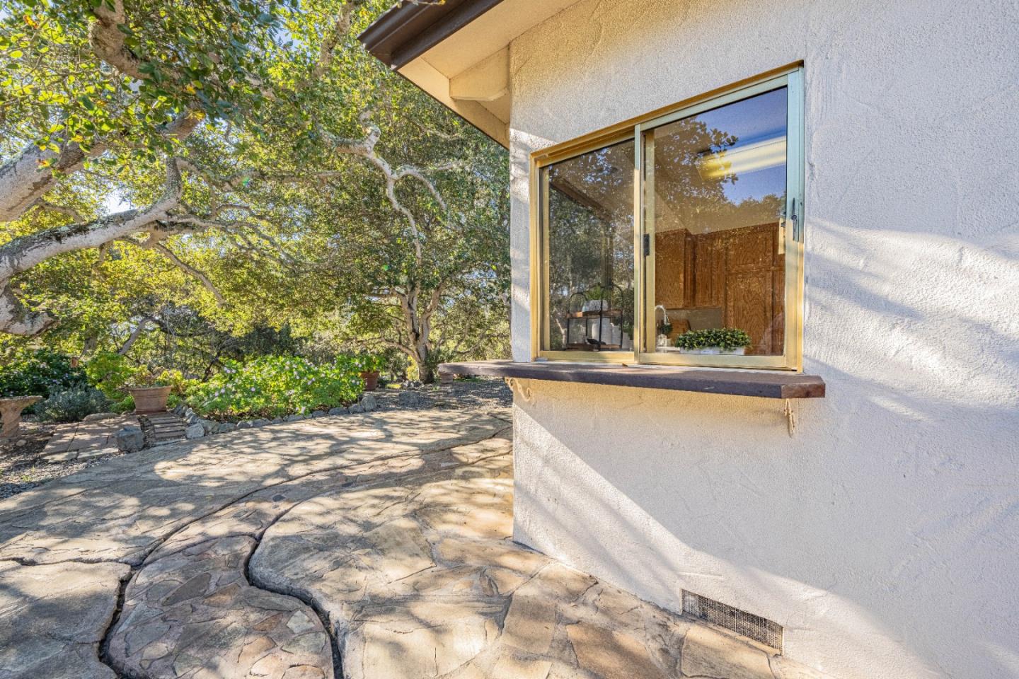 Detail Gallery Image 19 of 37 For 9525 S Century Oak Rd, Salinas,  CA 93907 - 3 Beds | 2 Baths