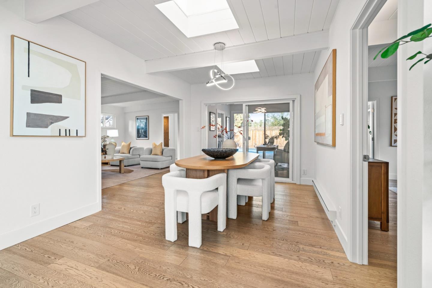 Detail Gallery Image 20 of 81 For 3151 Ramona St, Palo Alto,  CA 94306 - 3 Beds | 3 Baths