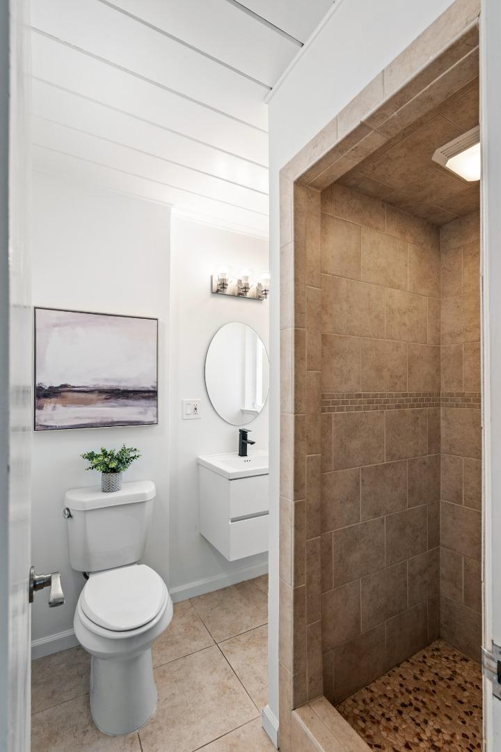 Detail Gallery Image 27 of 81 For 3151 Ramona St, Palo Alto,  CA 94306 - 3 Beds | 3 Baths