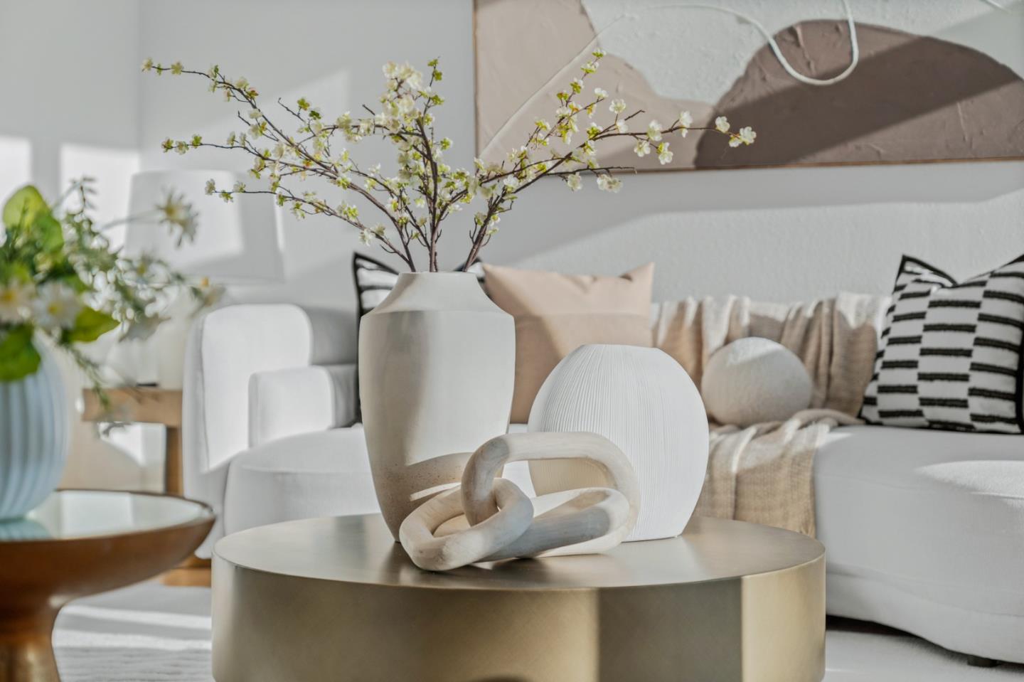 Detail Gallery Image 6 of 81 For 3151 Ramona St, Palo Alto,  CA 94306 - 3 Beds | 3 Baths