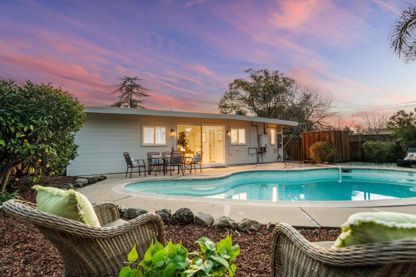 Detail Gallery Image 63 of 81 For 3151 Ramona St, Palo Alto,  CA 94306 - 3 Beds | 3 Baths