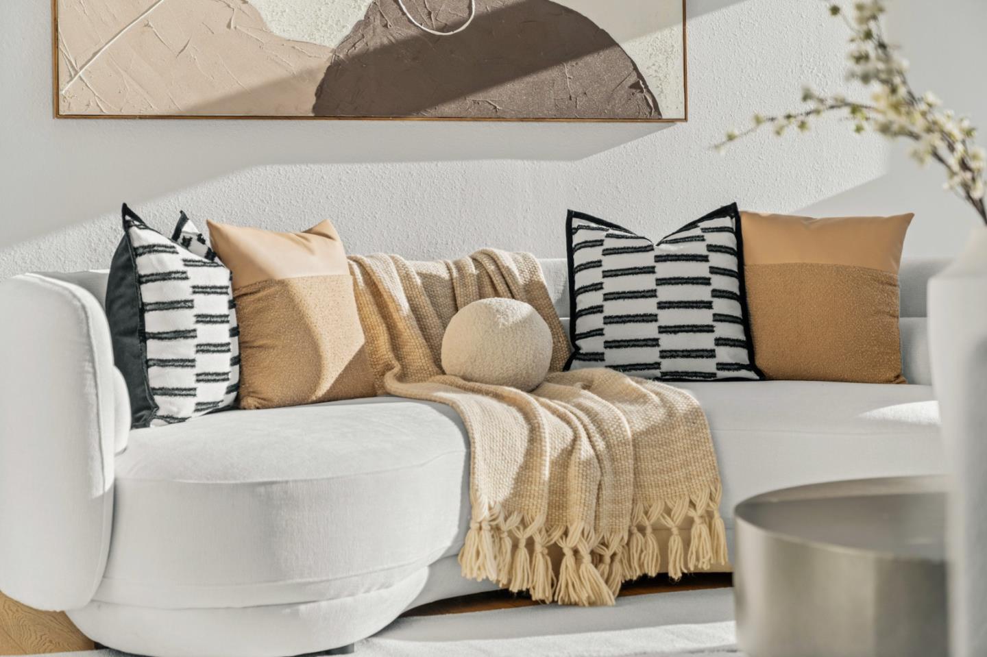 Detail Gallery Image 8 of 81 For 3151 Ramona St, Palo Alto,  CA 94306 - 3 Beds | 3 Baths